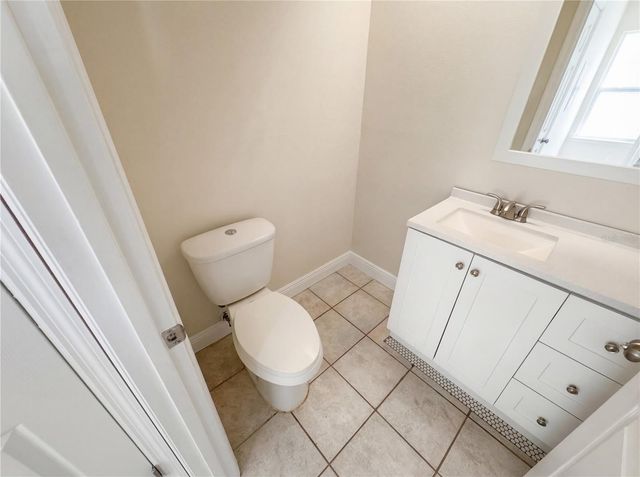 1729 ELMSTEAD COURT, Orlando, FL 32824