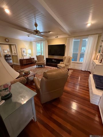 3724 Lake Laberge Ct, Baton Rouge, LA 70816