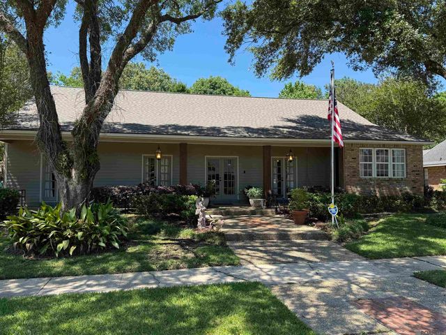 3724 Lake Laberge Ct, Baton Rouge, LA 70816