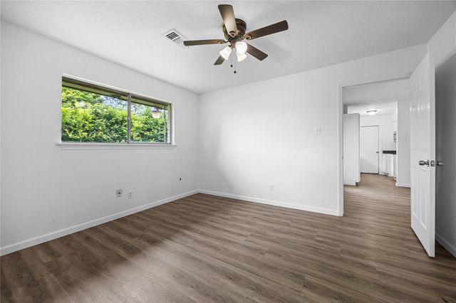 3110 Brisbane Street, Houston, TX 77051