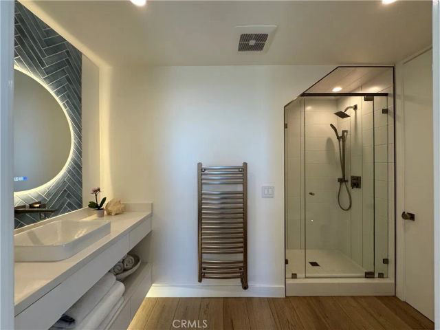 3981 Warner Avenue, Huntington Beach, CA 92649