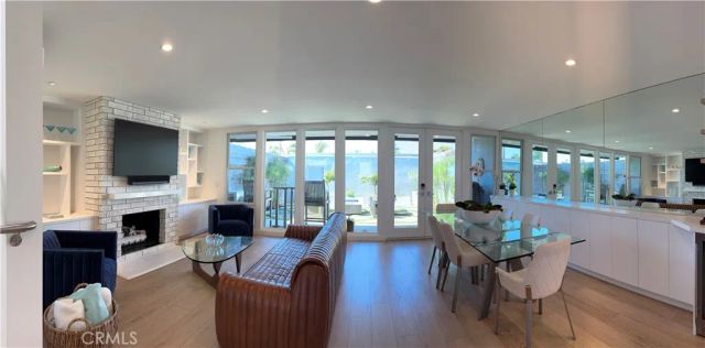 3981 Warner Avenue, Huntington Beach, CA 92649