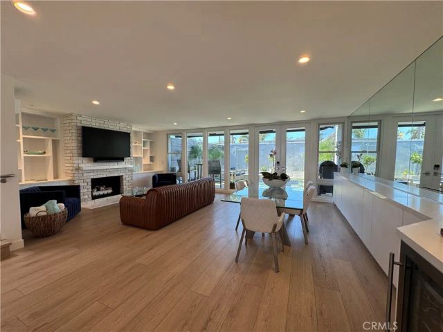 3981 Warner Avenue, Huntington Beach, CA 92649