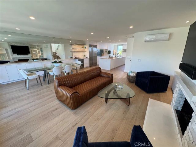 3981 Warner Avenue, Huntington Beach, CA 92649