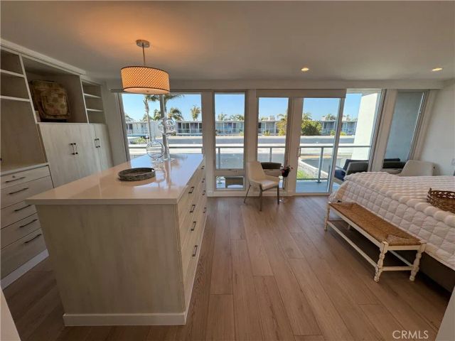 3981 Warner Avenue, Huntington Beach, CA 92649