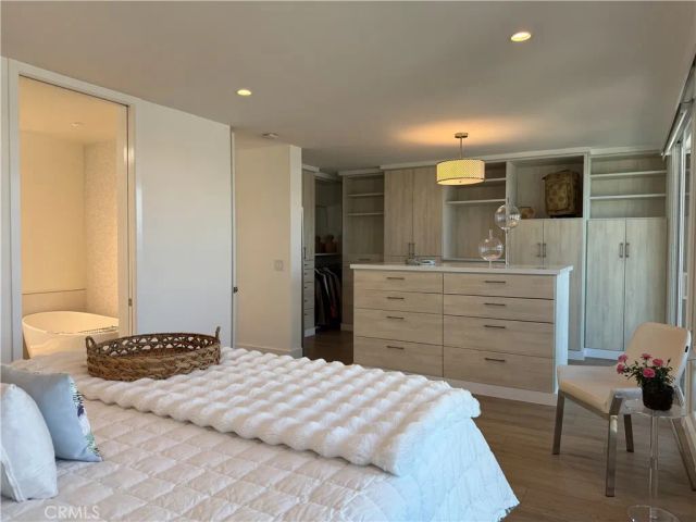3981 Warner Avenue, Huntington Beach, CA 92649