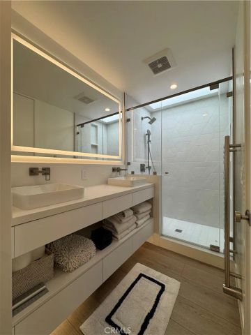 3981 Warner Avenue, Huntington Beach, CA 92649