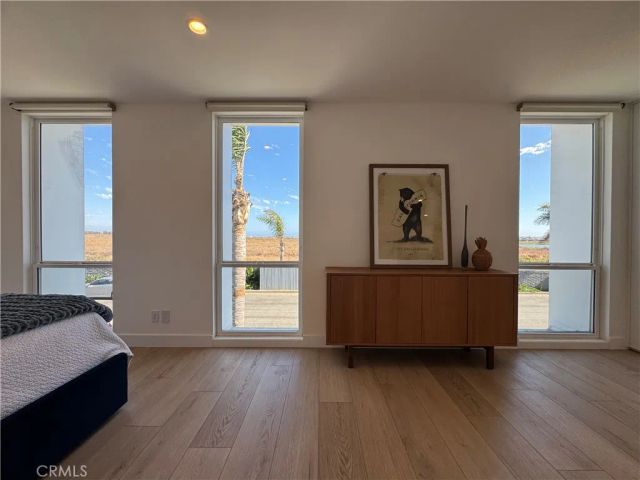 3981 Warner Avenue, Huntington Beach, CA 92649