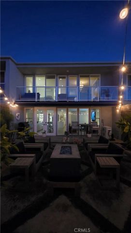 3981 Warner Avenue, Huntington Beach, CA 92649