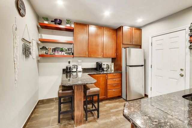 1106 W Montana Street 1, Chicago, IL 60614