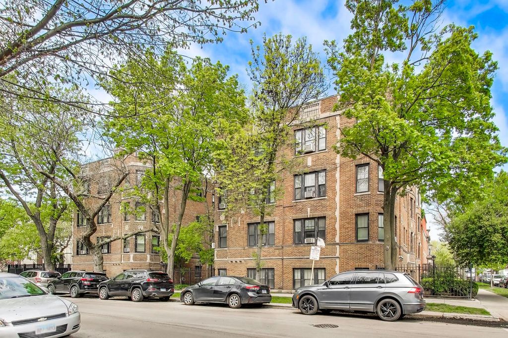 1106 W Montana Street 1, Chicago, IL 60614