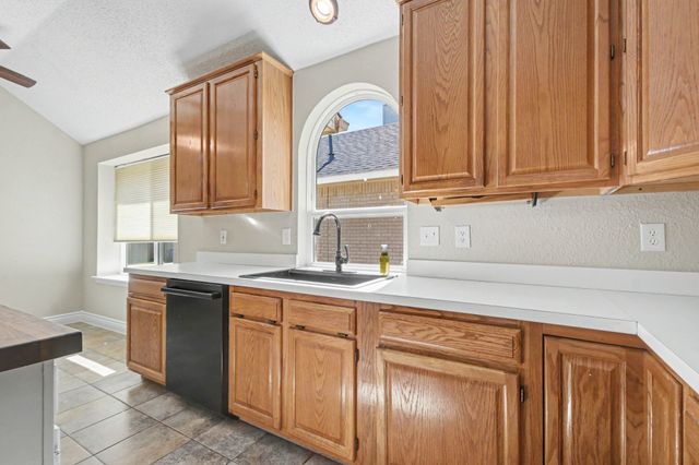 607 Grimsworth Court, Allen, TX 75002
