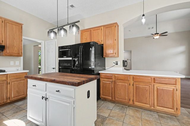 607 Grimsworth Court, Allen, TX 75002