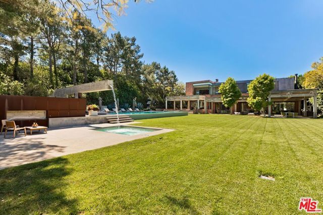 3350 Stone Ridge Lane, Los Angeles, CA 90077