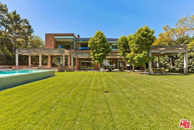 3350 Stone Ridge Lane, Los Angeles, CA 90077