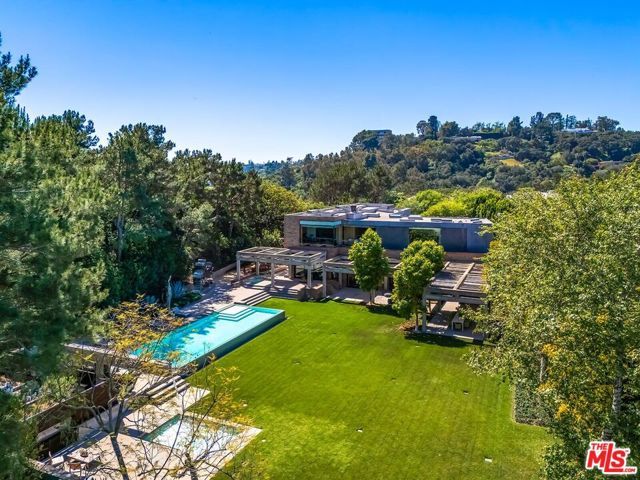 3350 Stone Ridge Lane, Los Angeles, CA 90077