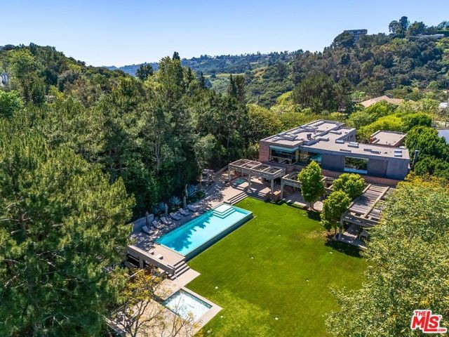 3350 Stone Ridge Lane, Los Angeles, CA 90077