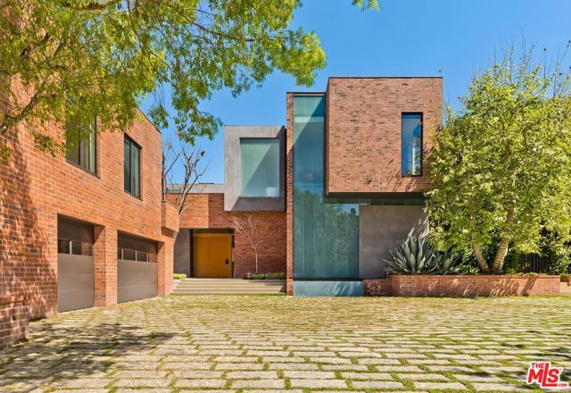 3350 Stone Ridge Lane, Los Angeles, CA 90077