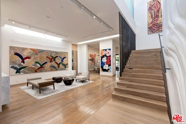 3350 Stone Ridge Lane, Los Angeles, CA 90077