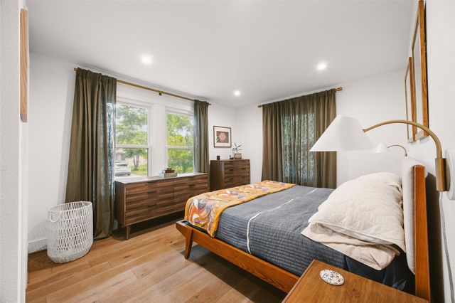 1803 Alguno RD, Austin, TX 78757