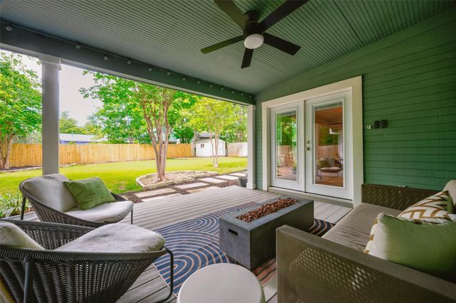 1803 Alguno RD, Austin, TX 78757