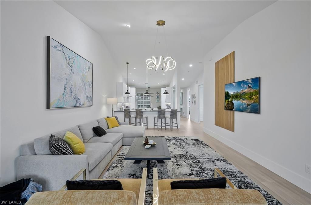1540 Blue Point Ave 201, NAPLES, FL 34102 — photo 2
