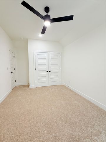 2905 SW Lovely Lane, Bentonville, AR 72713