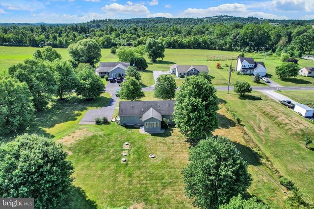 1017 RAILROAD LN, Orrtanna, PA 17353