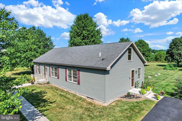 1017 RAILROAD LN, Orrtanna, PA 17353