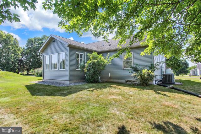 1017 RAILROAD LN, Orrtanna, PA 17353