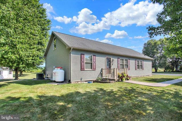 1017 RAILROAD LN, Orrtanna, PA 17353