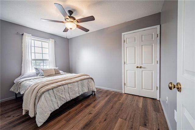 955 Stone Creek Circle, Gardner, KS 66030