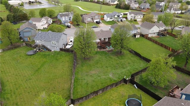 955 Stone Creek Circle, Gardner, KS 66030