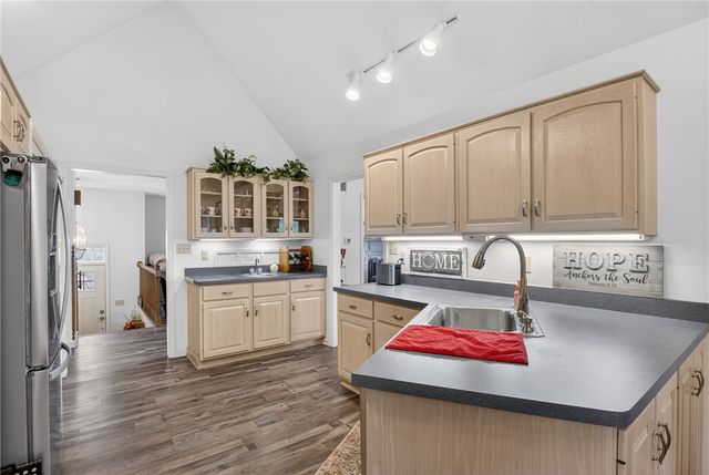 111 Ammons Dr, Peters Twp, PA 15317