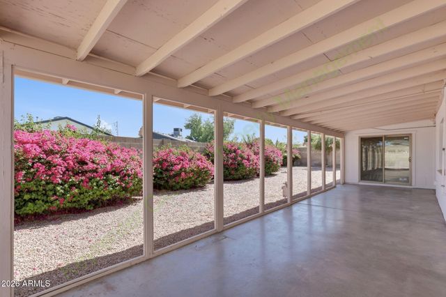 8608 E WHITTON Avenue, Scottsdale, AZ 85251