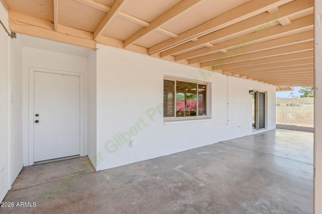 8608 E WHITTON Avenue, Scottsdale, AZ 85251