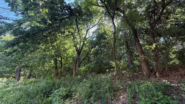 906 Sleepy Hollow Drive, Cedar Hill, TX 75104