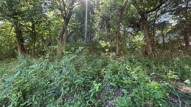 906 Sleepy Hollow Drive, Cedar Hill, TX 75104