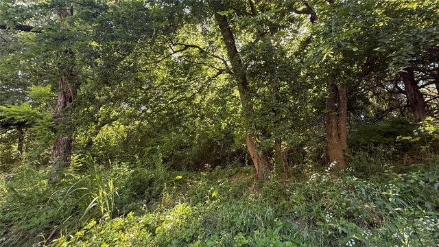 906 Sleepy Hollow Drive, Cedar Hill, TX 75104