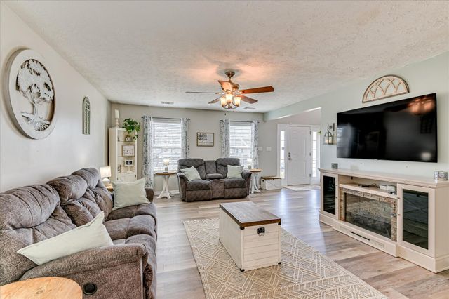 1492 Oxpens Road, Warrenville, SC 29851