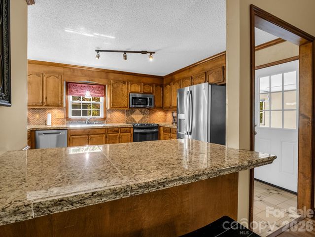 2340 Wynbourne Road, Gastonia, NC 28056