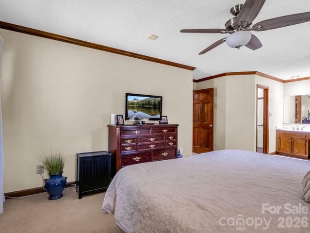 2340 Wynbourne Road, Gastonia, NC 28056