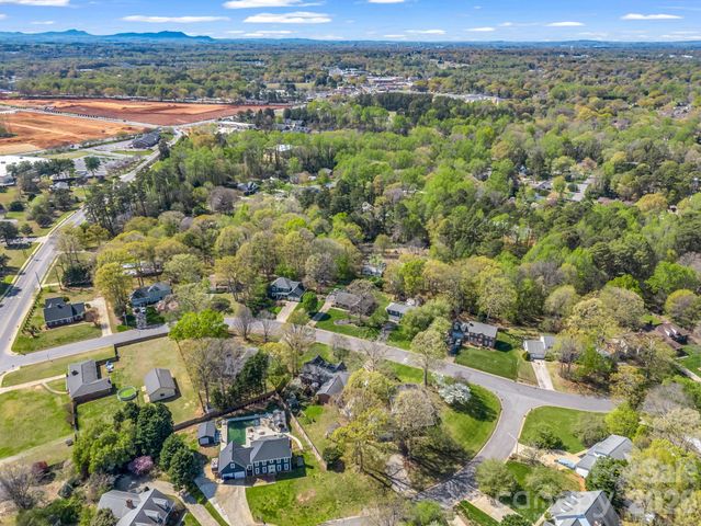 2340 Wynbourne Road, Gastonia, NC 28056