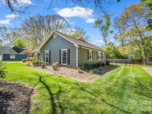 2340 Wynbourne Road, Gastonia, NC 28056