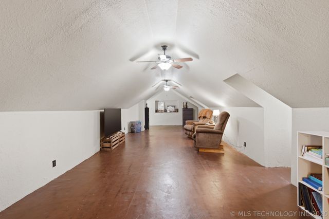 448 Springview Drive, Skiatook, OK 74070