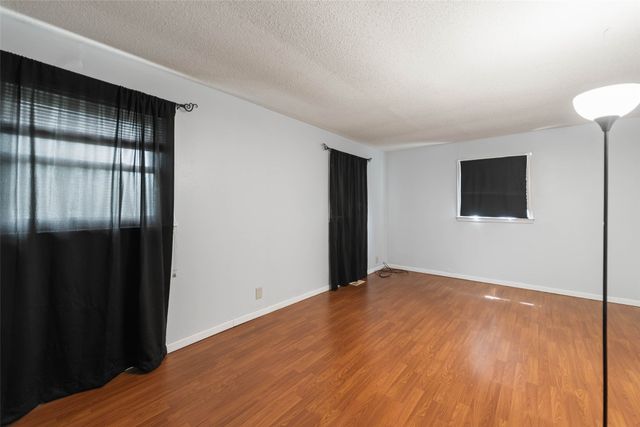 1530 Jade Street, Kellogg, IA 50135