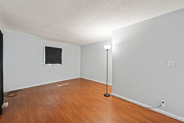 1530 Jade Street, Kellogg, IA 50135