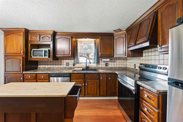 1530 Jade Street, Kellogg, IA 50135