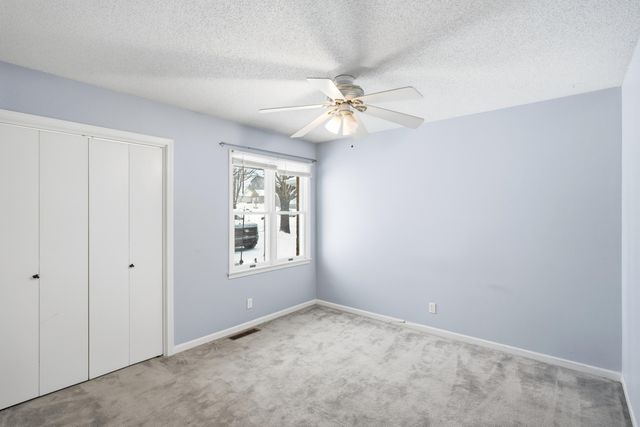 2460 N LAKE OF THE WOODS RD, Columbia, MO 65202