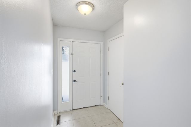 2460 N LAKE OF THE WOODS RD, Columbia, MO 65202